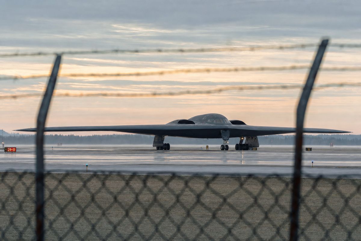 MiGFlug's Afterburner Magazine: Recent Military Aviation Stories Roundup