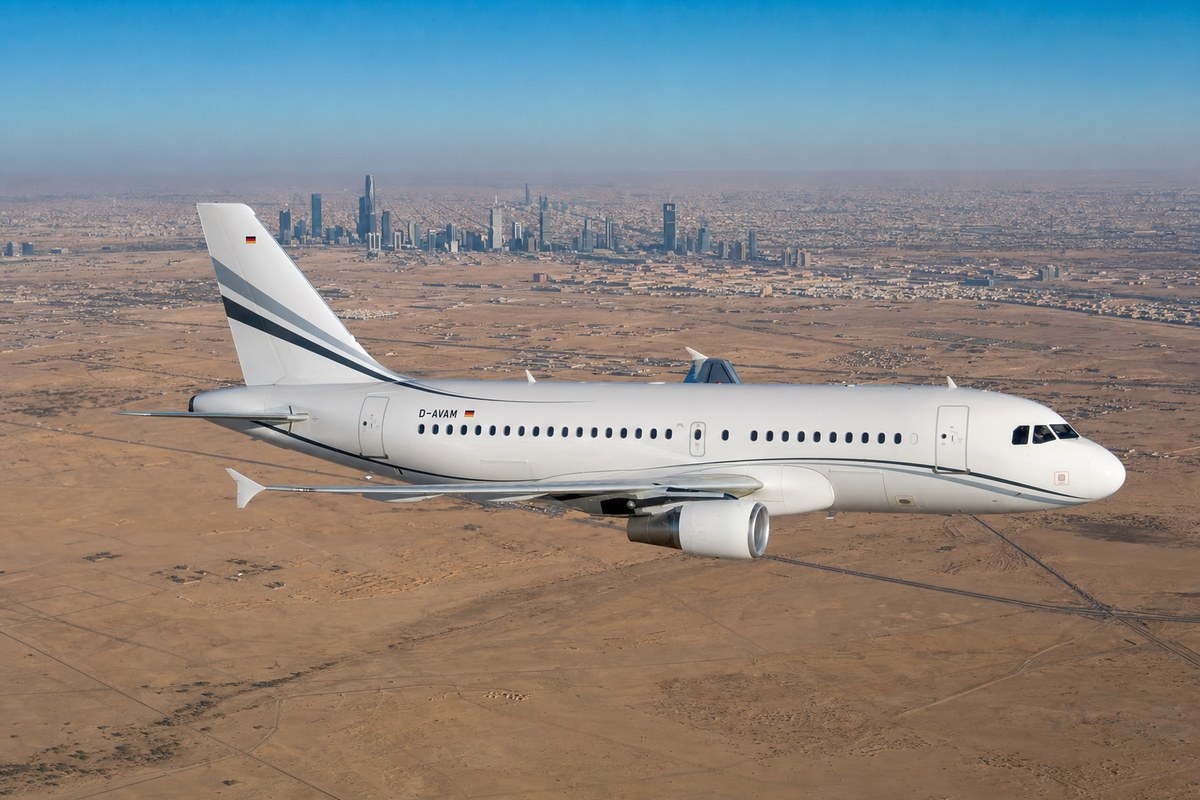 Airbus A319CJ VP-CSN Flies Between Riyadh and Dhahran in August 2026
