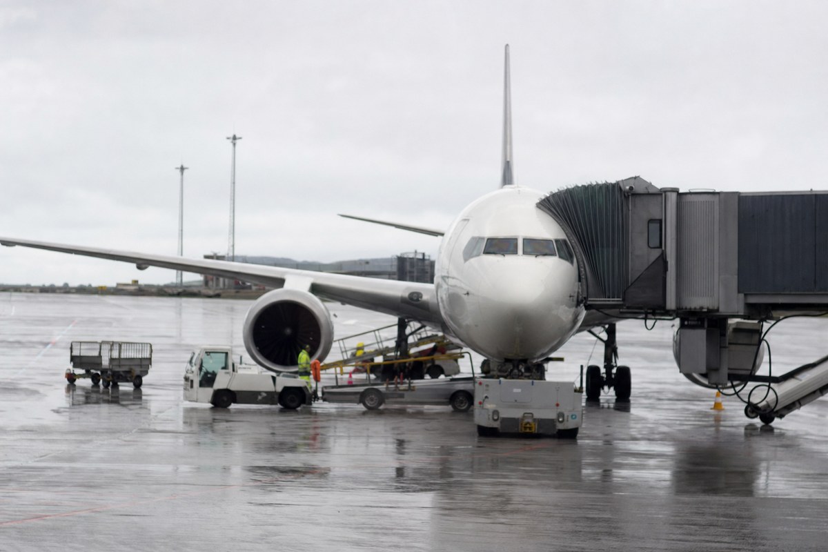 Oslo Airport Reopens After Five-Hour Strike Closure; 139 Movements Canceled, Talks Set for Monday