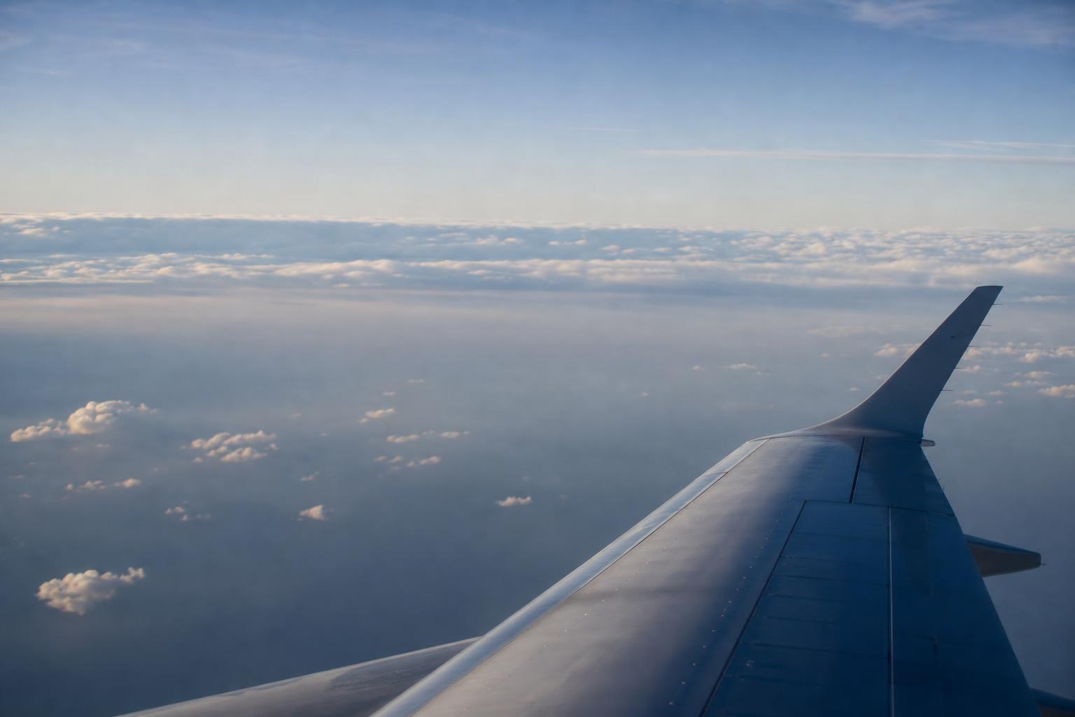 Why Private Jets Routinely Cruise Above Commercial Airline Altitudes