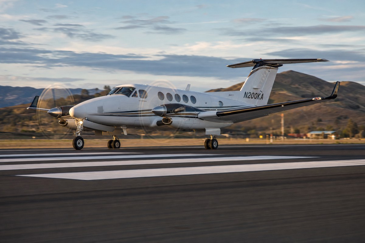 King Air 200 Takeoff Distance: Key Performance Figures and Charter Planning Considerations