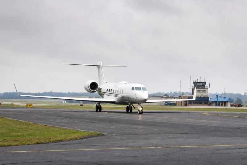 Business jet (file photo)