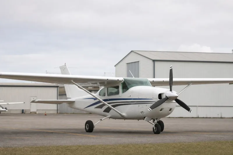 Business jet (file photo)