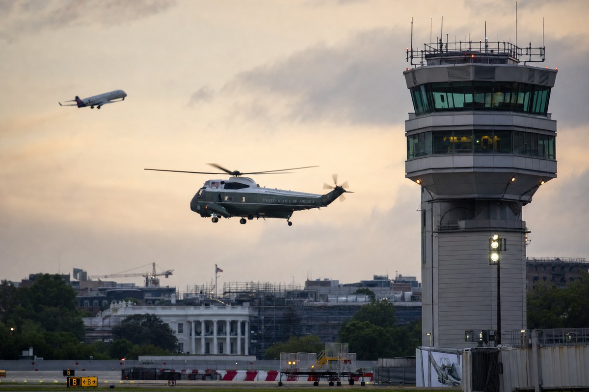 NTSB: White House construction disrupted radio link, controllers never heard Marine One pre-takeoff warning on Aug. 4
