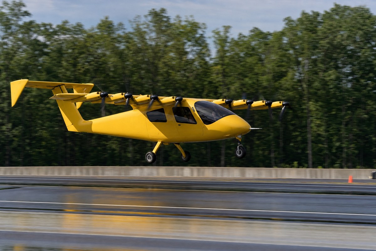 Electra's EL-2 Electric Hybrid Aircraft Demonstrates Ultra-Short 150-Foot Takeoff and Landing in Henrico, Virginia