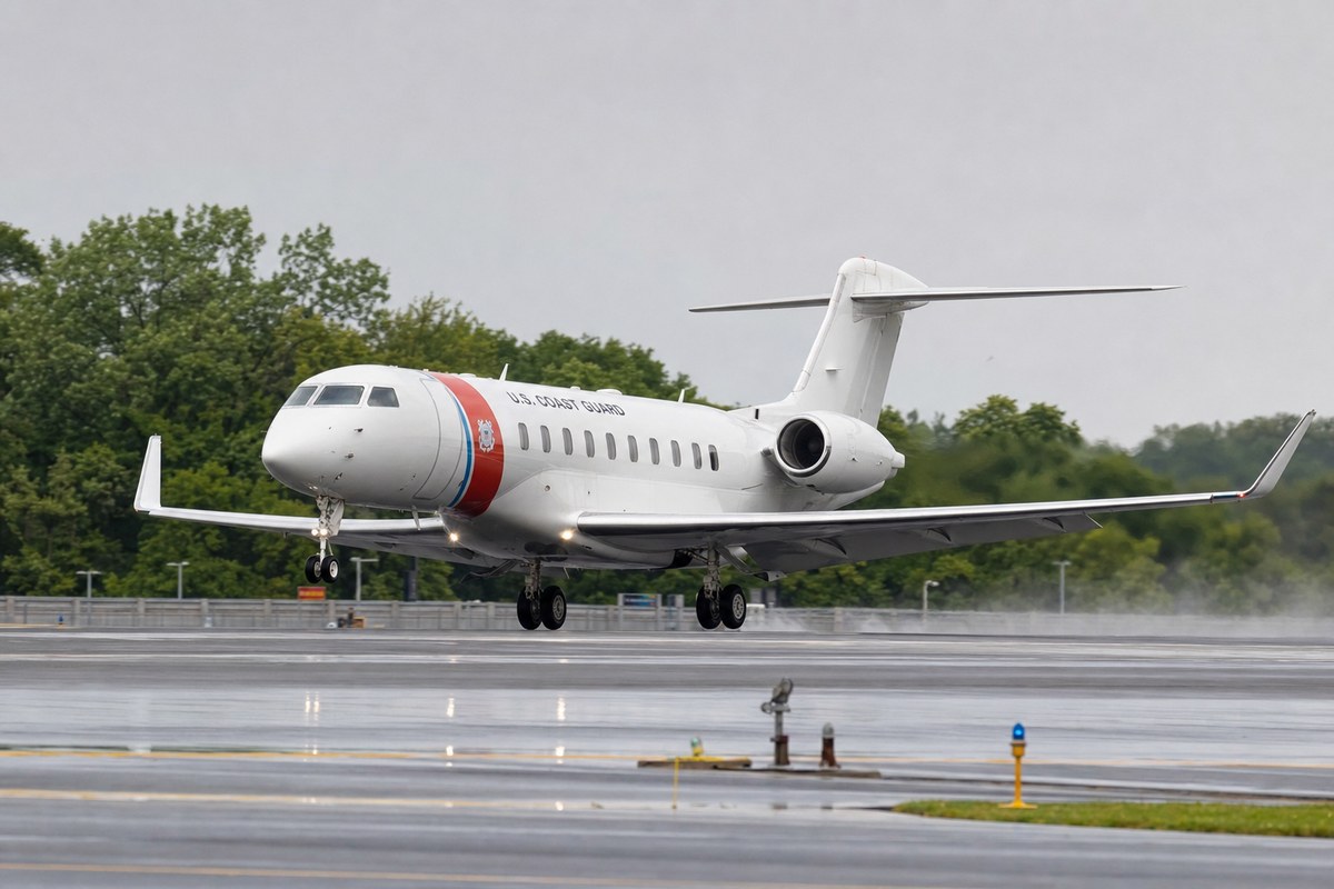 Coast Guard C-37A Carrying Sen. Markwayne Mullin Makes Emergency Single-Engine Landing at Reagan National Airport