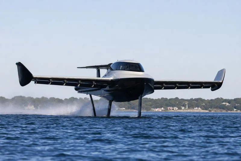 Business jet (file photo)