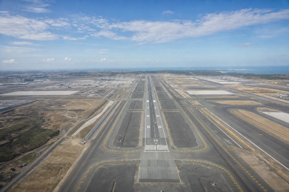 Istanbul Airport to Open Fourth Main Runway on September 18, Adding First East-West Corridor