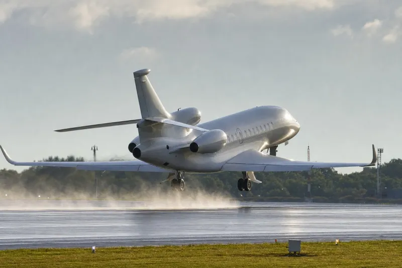 Business jet (file photo)