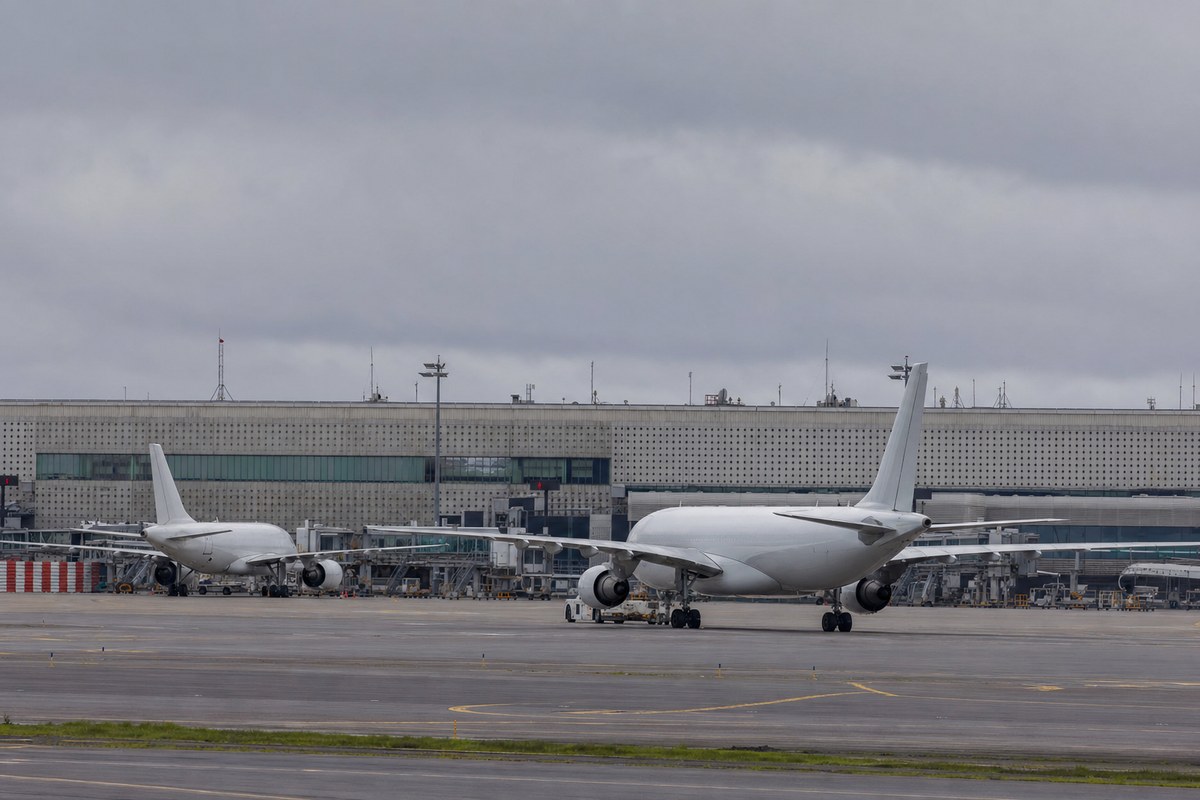 Two Mexico City Airports to Suspend Flights Four Hours on September 16 for Independence Day Parade