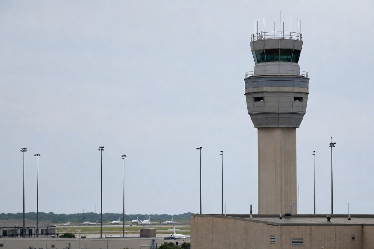 FAA Chief Defends ATC Modernization Delays, Requests at Least $10 Billion More from Congress
