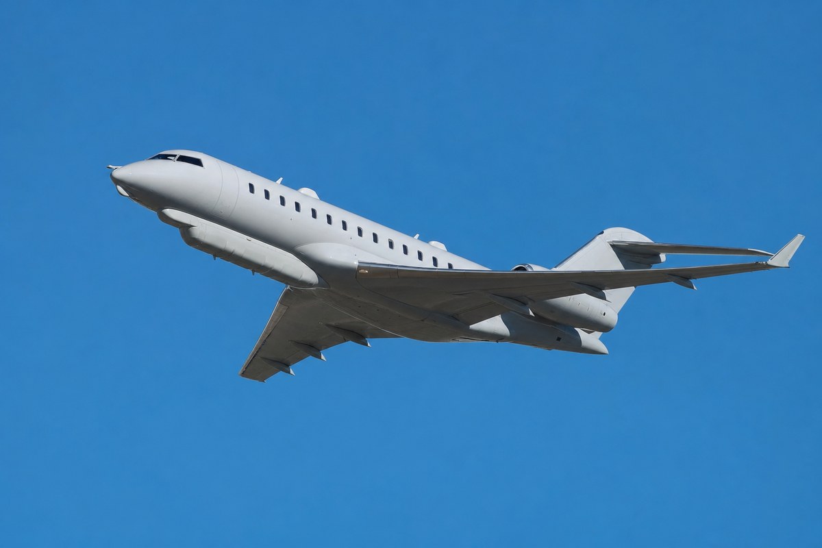 US Air Force's E-11A BACN Fleet Faces Retirement by FY2028 Despite 2025 Delivery