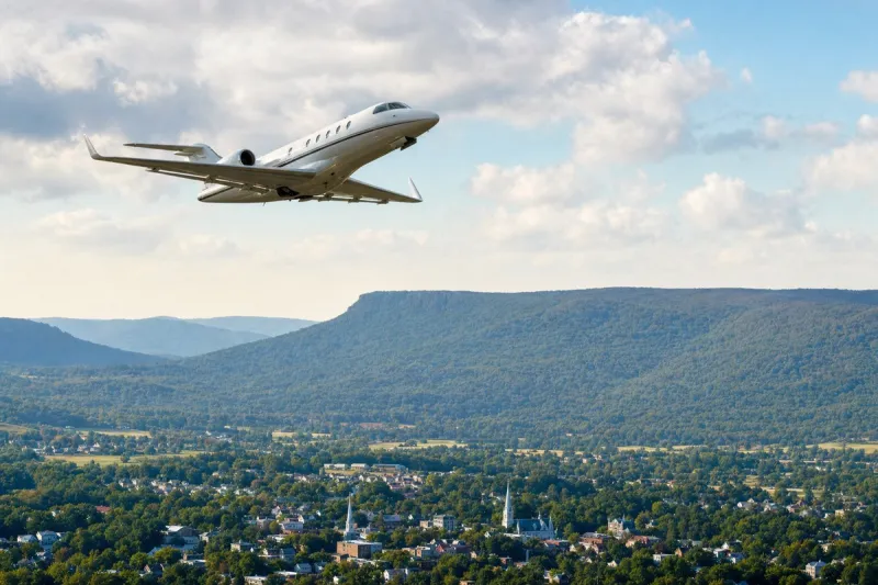Business jet (file photo)