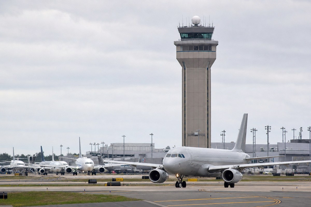 ATC Communications Failure Grounds Flights Across Northeast US, Operations Gradually Resume