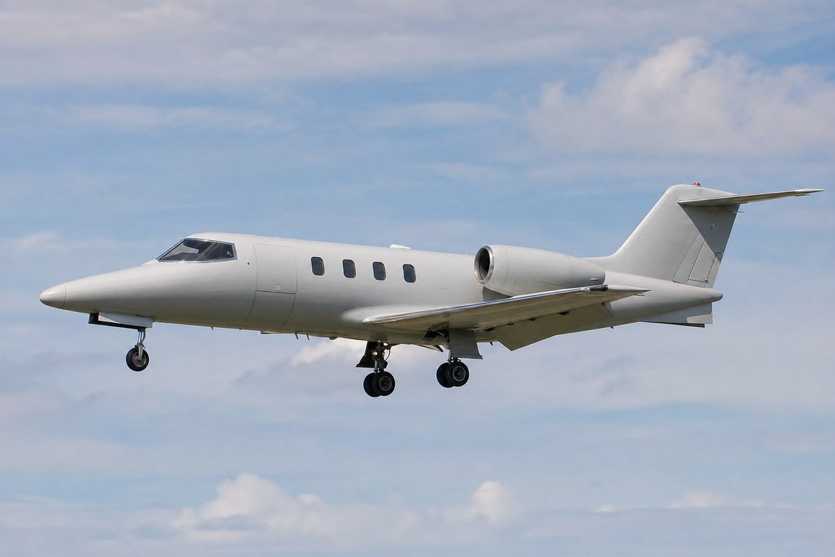 Learjet 23 (1964–1966): The Aircraft That Created the Light Business Jet, With One Example Still Flying as of 2025