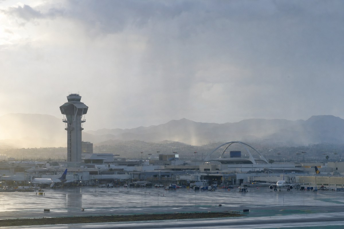 FAA Issues Temporary Ground Stop at LAX Due to Thunderstorms