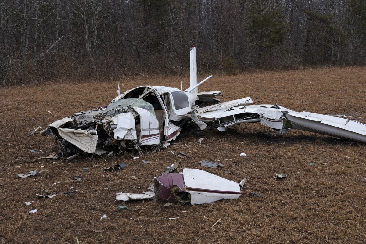 NTSB Investigates Aero Commander Crash Near Dalton Municipal Airport in Georgia