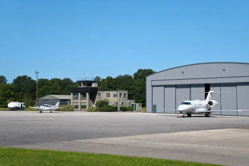 Business jet (file photo)