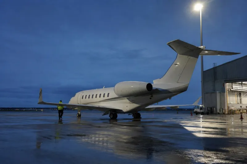 Business jet (file photo)