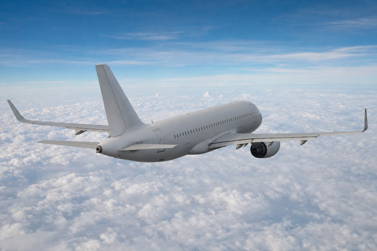 European airspace safety advisories force Dubai and Gulf route rerouting, delays and suspensions