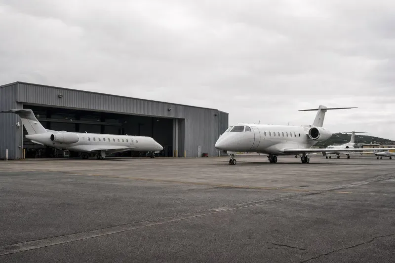 Business jet (file photo)
