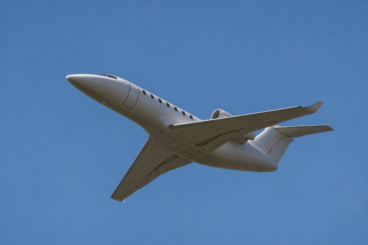 Regina pilot Tommy Farquhar identified among six aboard Latitude Air Ambulance jet presumed crashed off Massachusetts