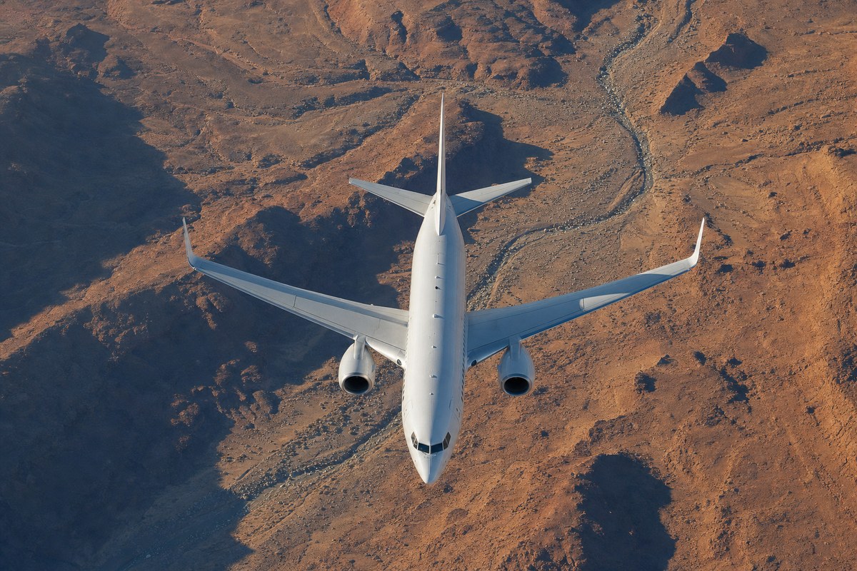 Netherlands Keeps KLM as Operator of Boeing 737-700 BBJ PH-GOV for Three More Years, Rules Out Corendon and TUI