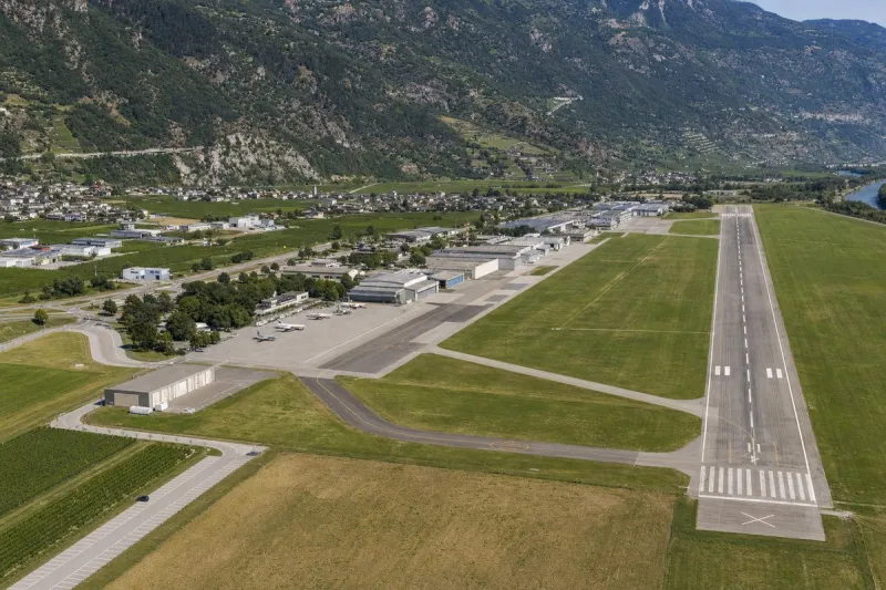 Business jet (file photo)