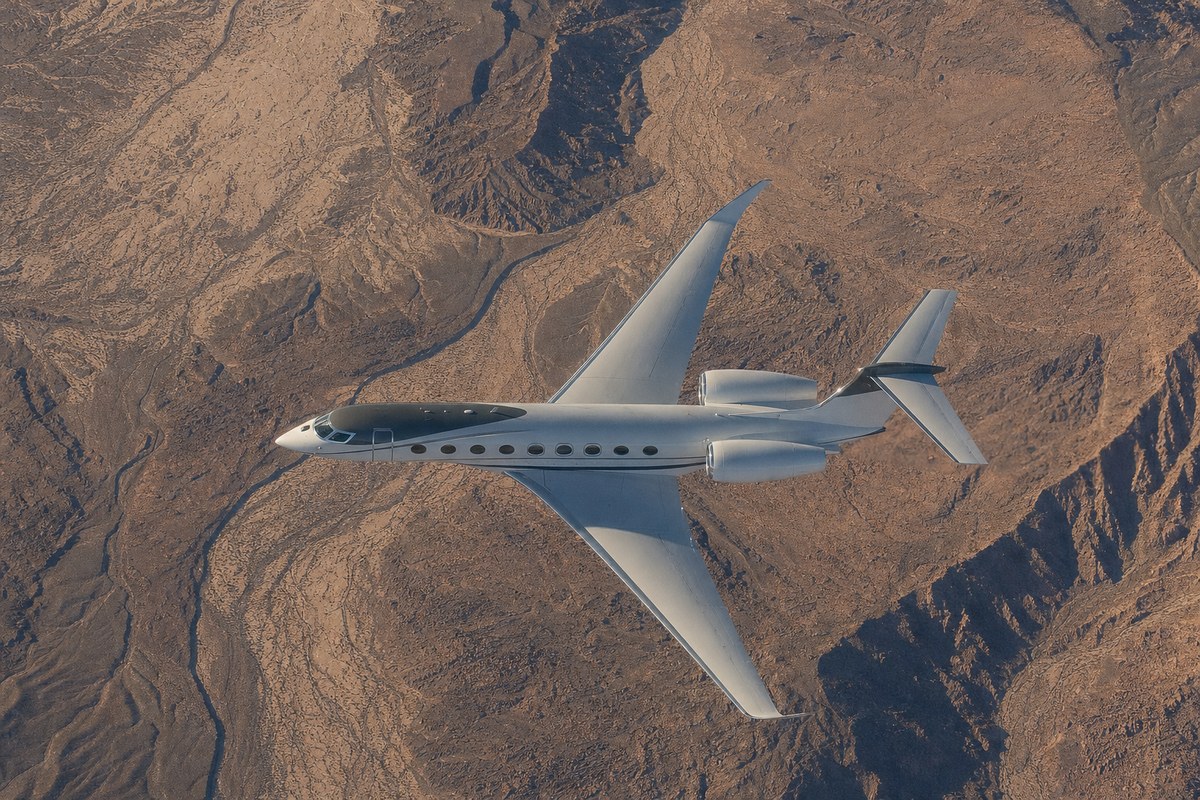 Jeff Bezos's Gulfstream G700 N11AF flies 165 nm from Titusville to Miami in 41 minutes