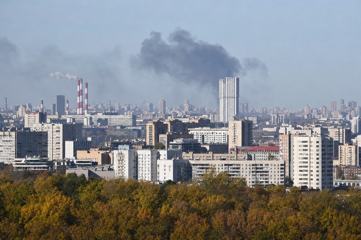 Moscow Hit by Drone Attack During Gas Summit Addressed by Putin; Around 150 Flights Canceled or Delayed