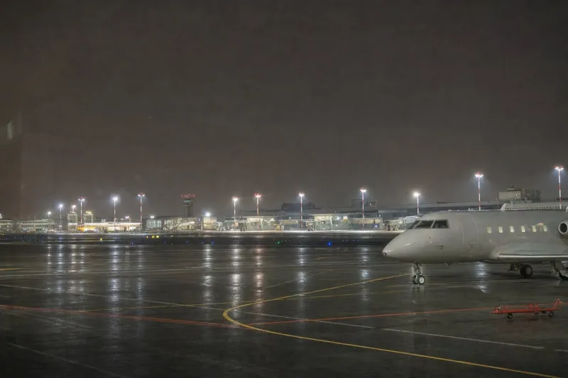 Business jet (file photo)